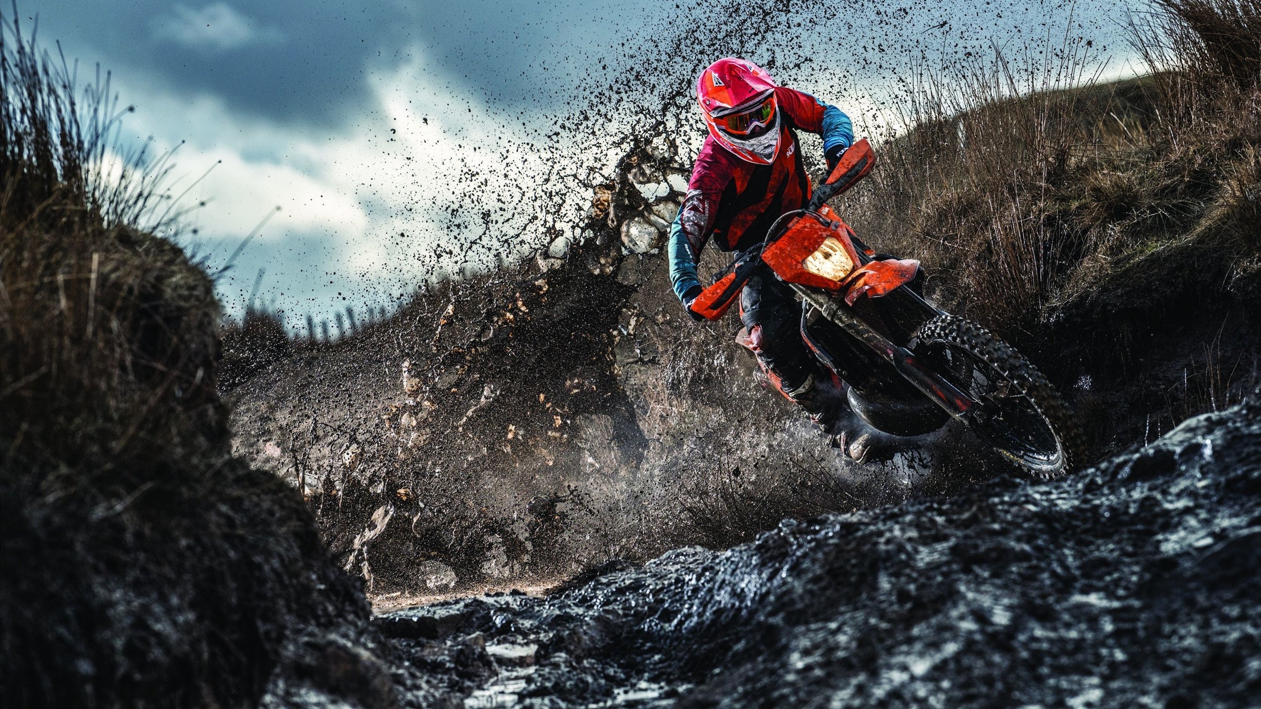 全国越野滑雪挑战赛多地同步开滑,越野滑雪比赛分别